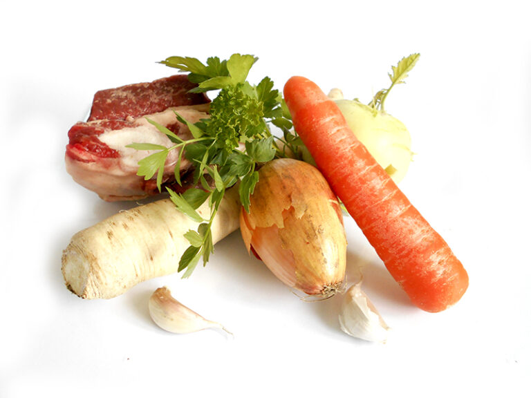 Hovězí vývar – základ pro polévky, omáčky