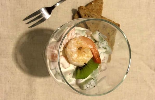 Koktajl s krevetkami a kiwi