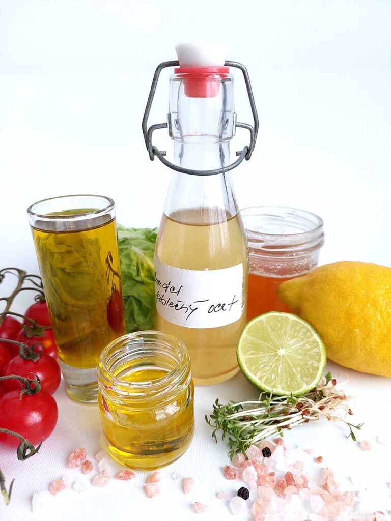 Klasická francouzská zálivka vinaigrette