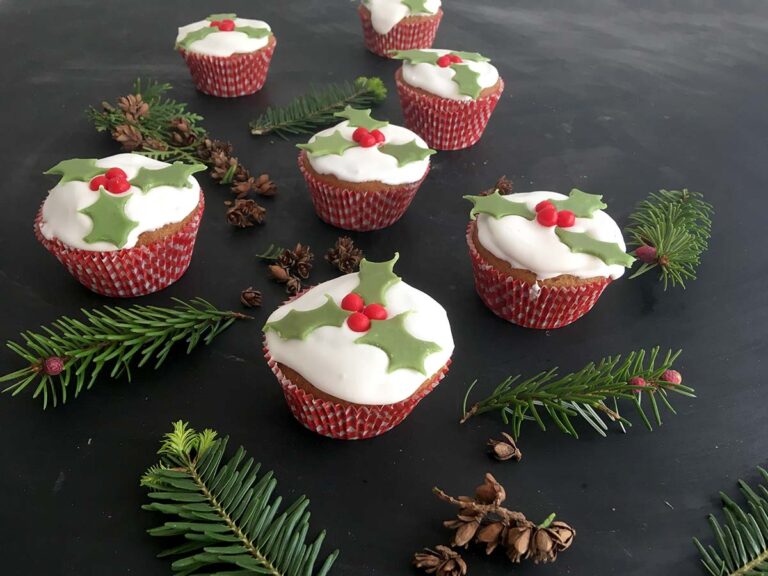 Perníkový cupcakes s královskou polevou