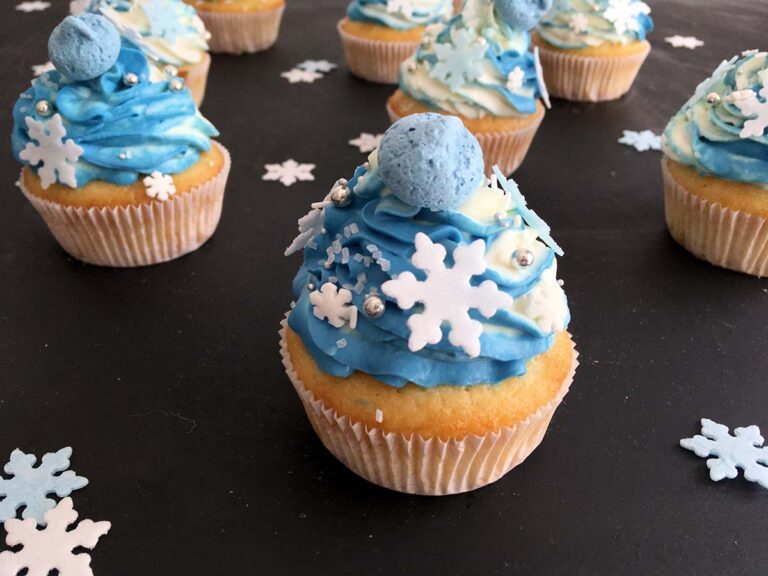 Kokosové cupcakes se smetanovo-tvarohovým krémem